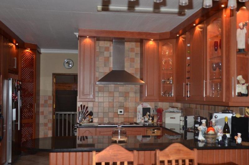 4 Bedroom Property for Sale in Island View Western Cape